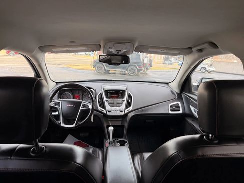 Used 2013 GMC Terrain SLT w/ Chrome and Technology Package image 24