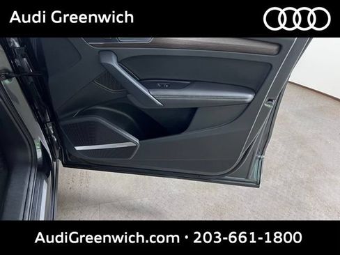 Used 2023 Audi Q5 2.0T Premium Plus w/ Premium Plus Package AWD/4WD image 9