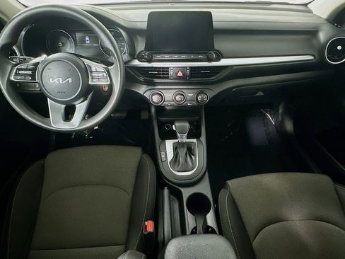 Used 2022 Kia Forte LXS FWD image 16