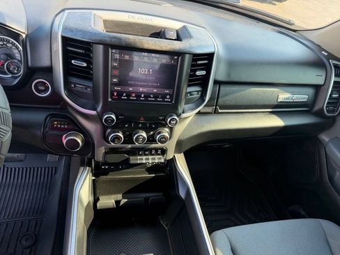 Used 2019 RAM 1500 Big Horn RWD image 33