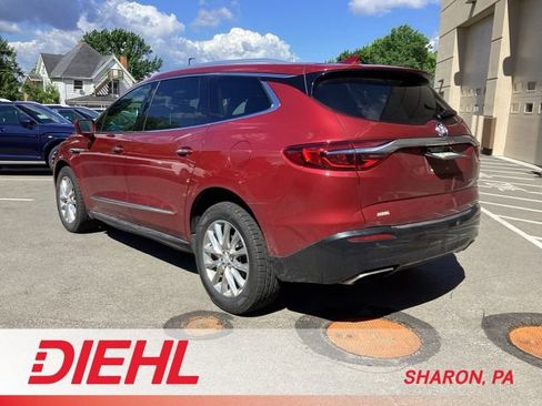 Used 2019 Buick Enclave Essence w/ LPO, Luxury Package AWD/4WD image 5