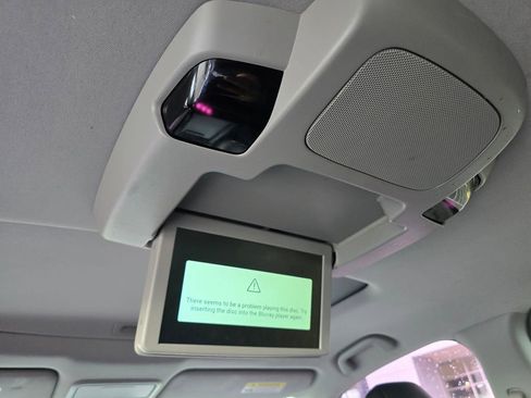 Used 2019 Honda Pilot Touring image 20