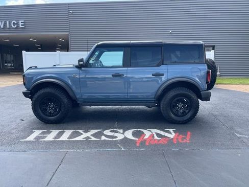 Certified 2024 Ford Bronco Wildtrak AWD/4WD image 2
