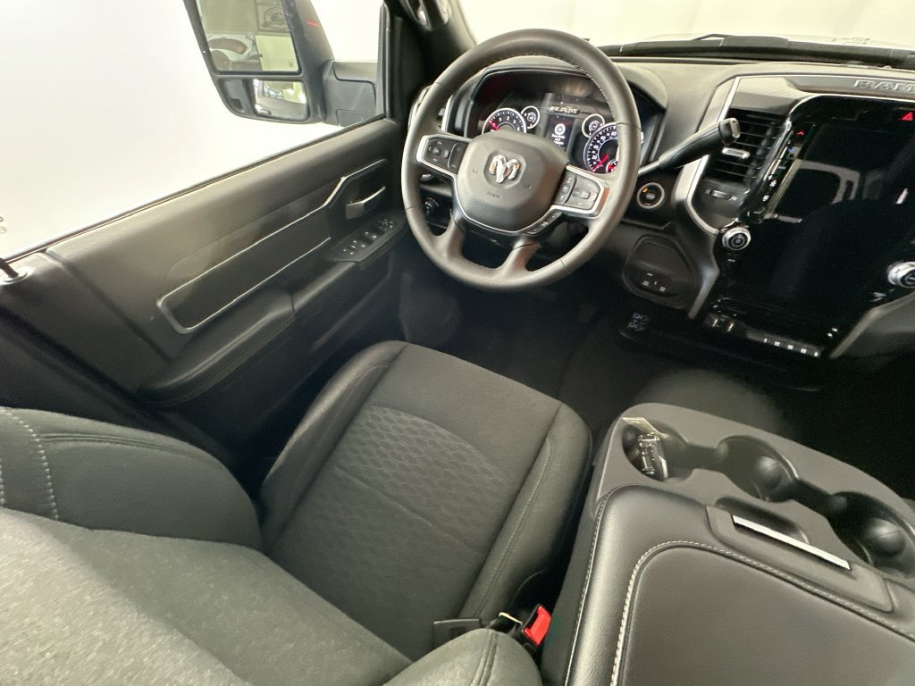 Used 2026 RAM 2500 Big Horn AWD/4WD image 9