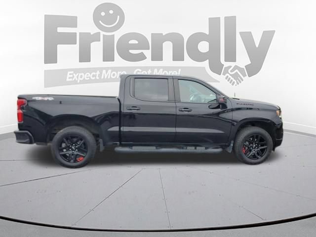 Used 2023 Chevrolet Silverado 1500 RST w/ Redline Edition AWD/4WD image 5