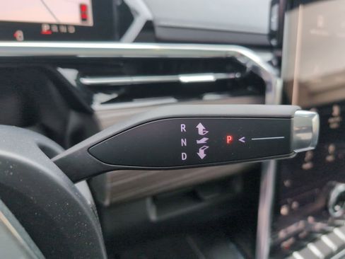 Used 2024 GMC Sierra EV Denali image 23