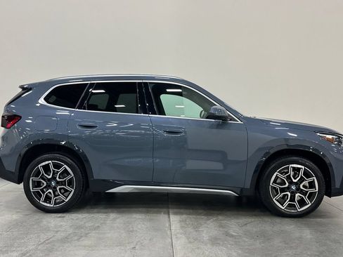 Used 2025 BMW X1 xDrive28i w/ Technology Package AWD/4WD image 3