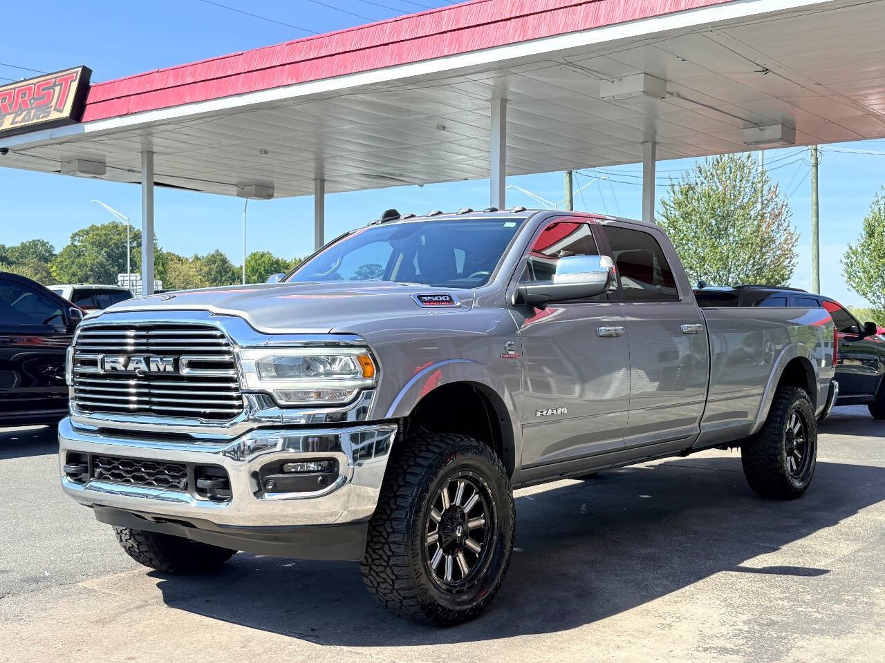 Used 2019 RAM 3500 Laramie AWD/4WD image 6