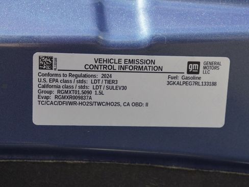 Used 2024 GMC Terrain SLT image 26