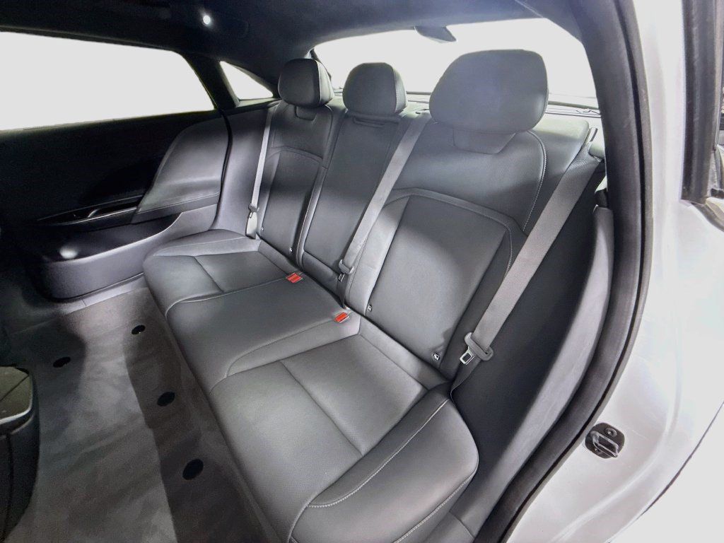 Used 2024 Lucid Air Touring AWD/4WD image 22