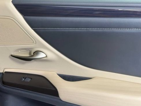 Used 2019 Lexus ES 350 w/ Accessory Package 2 FWD image 28