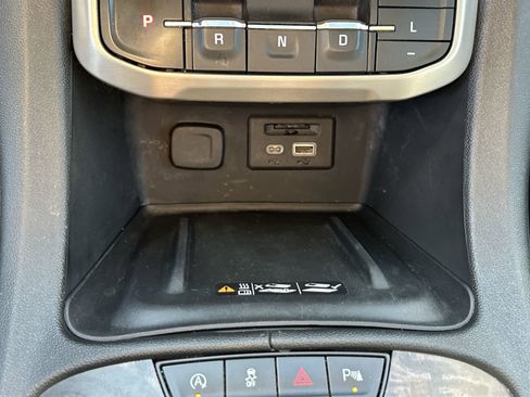 Used 2022 GMC Acadia Denali w/ GMC Pro Grade Package image 80