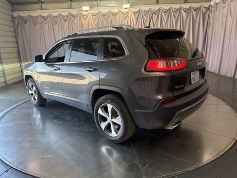 Used 2020 Jeep Cherokee Limited AWD/4WD image 6