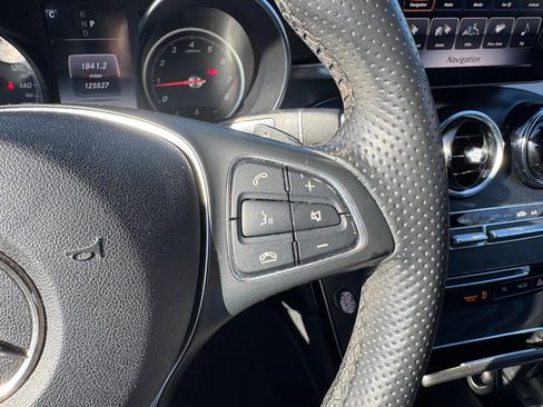 Certified 2019 Mercedes-Benz GLC 300 4MATIC image 10