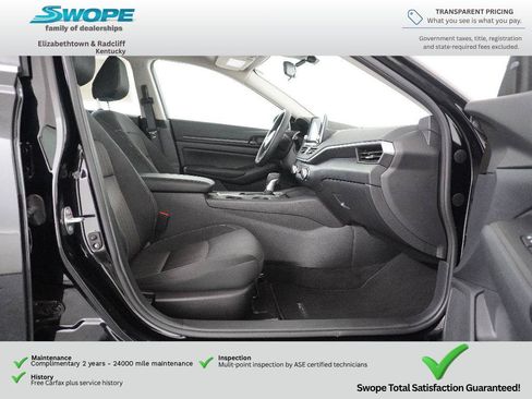 Used 2025 Nissan Altima 2.5 S FWD image 11