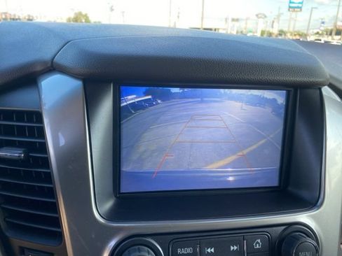 Used 2018 Chevrolet Tahoe Premier RWD image 23