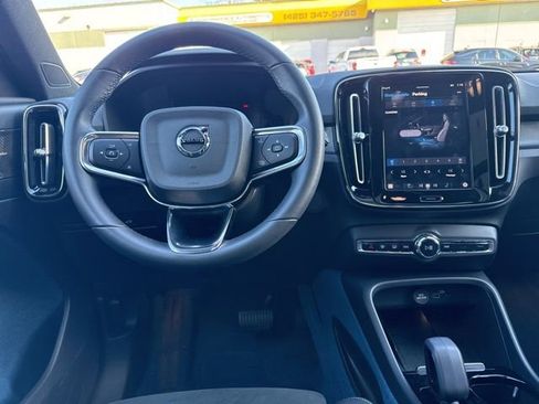 Used 2023 Volvo XC40 Recharge Ultimate AWD/4WD image 43