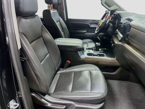 Used 2024 Chevrolet Silverado 1500 RST w/ Redline Edition AWD/4WD image 29