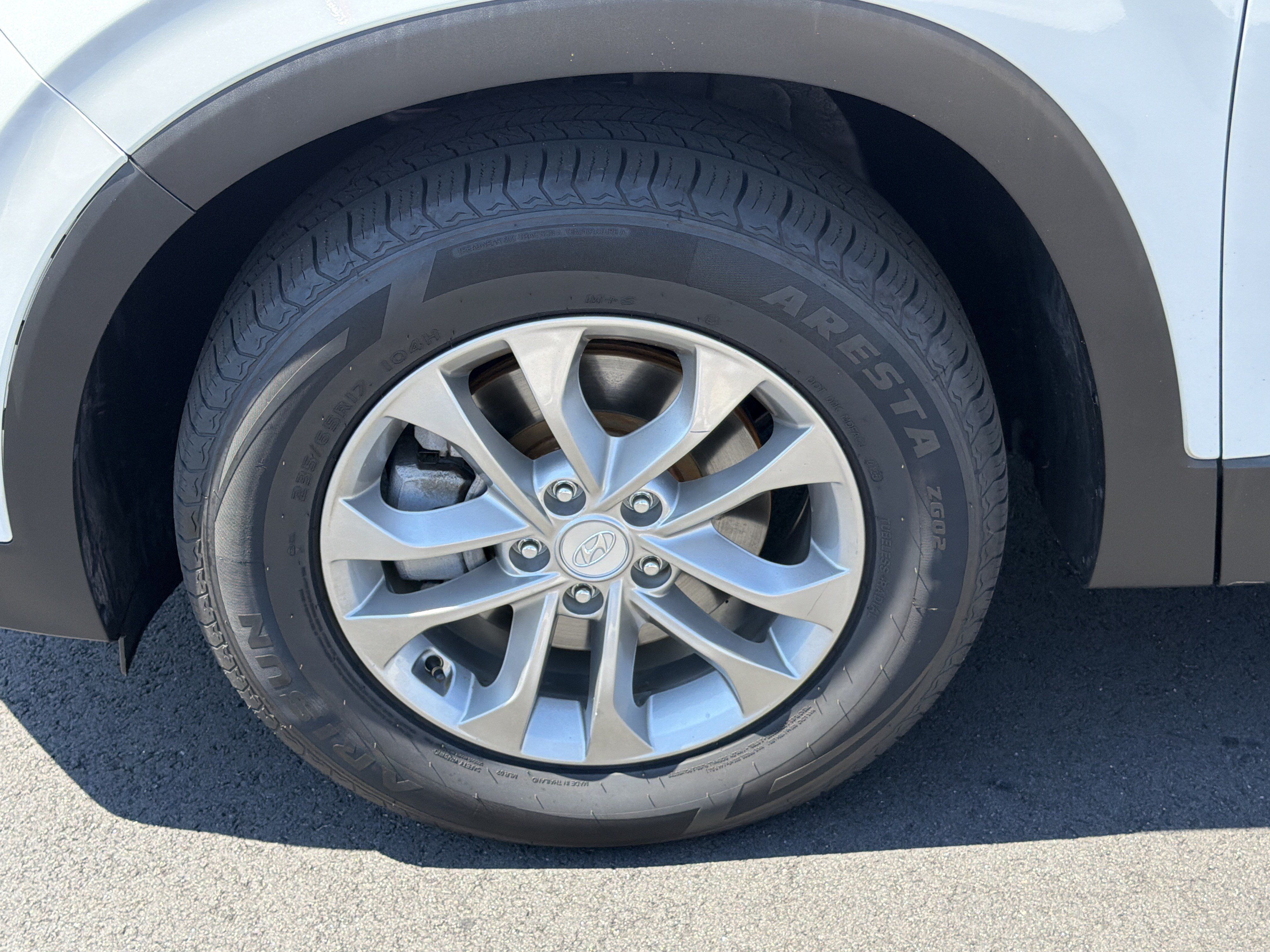 Used 2020 Hyundai Santa Fe SE FWD image 11