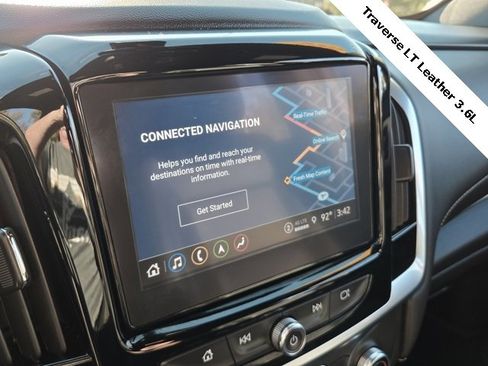 Used 2022 Chevrolet Traverse LT w/ LT Premium Package image 28