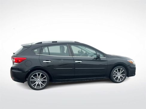 Used 2017 Subaru Impreza 2.0i Limited image 9