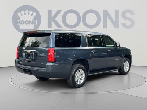 Used 2020 Chevrolet Suburban LS RWD image 11