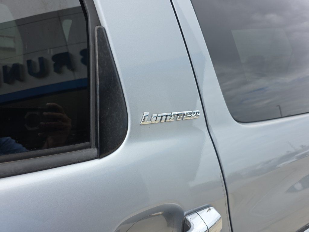 Used 2014 Toyota Sequoia Limited RWD image 15