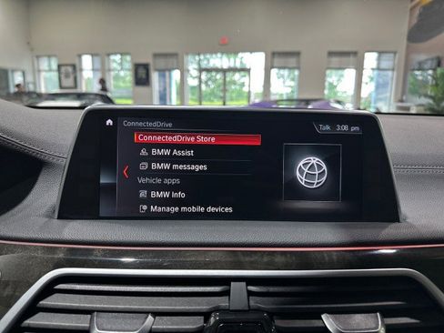 Used 2018 BMW 750i RWD image 68
