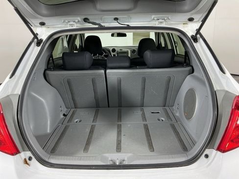 Used 2010 Toyota Matrix S image 23