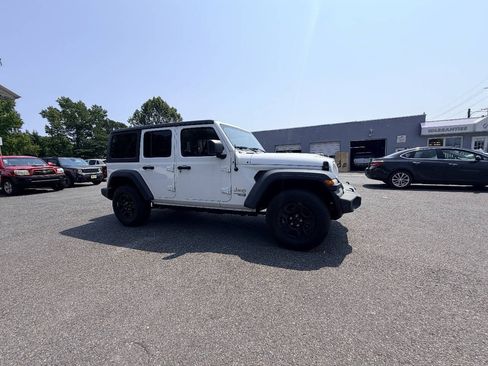 Used 2018 Jeep Wrangler Unlimited Sport AWD/4WD image 37
