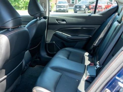 Used 2021 Nissan Altima 2.5 SR w/ SR Premium Package AWD/4WD image 11