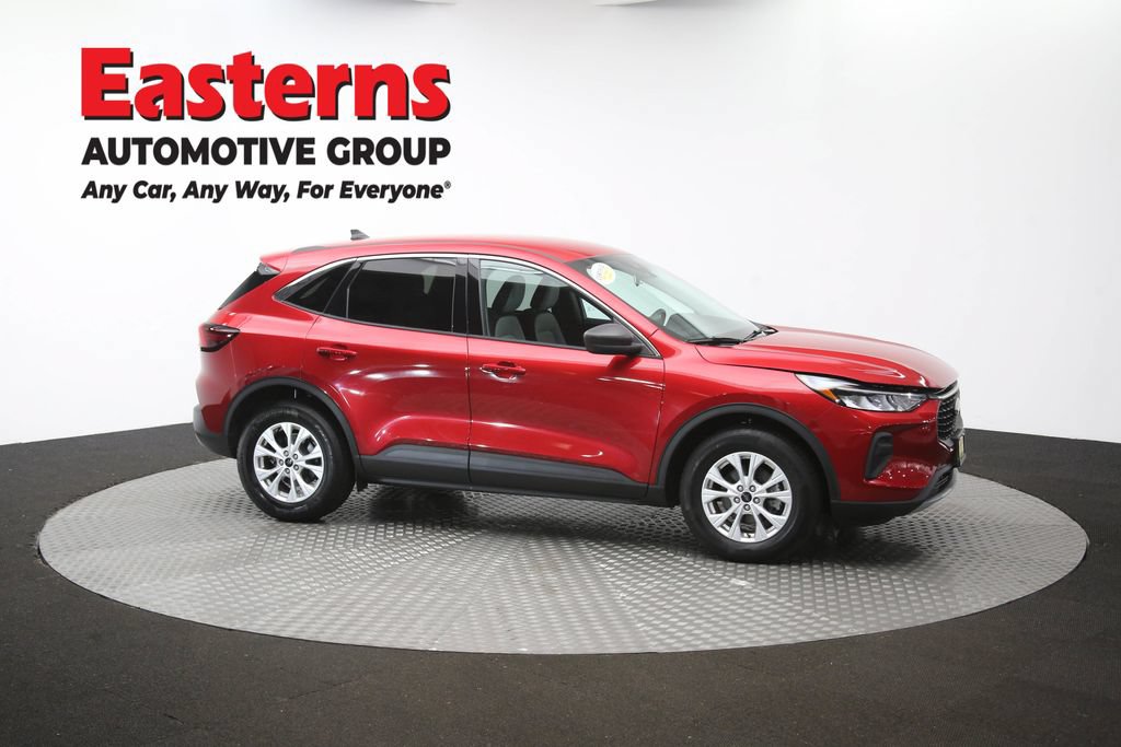 Used 2023 Ford Escape Active AWD/4WD image 49