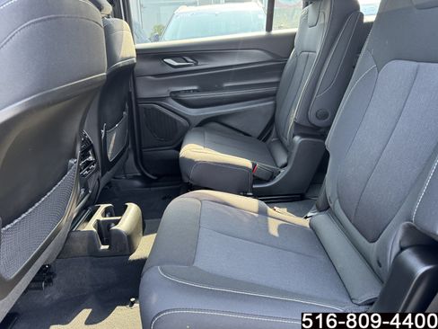 Used 2024 Jeep Grand Cherokee L Laredo AWD/4WD image 37