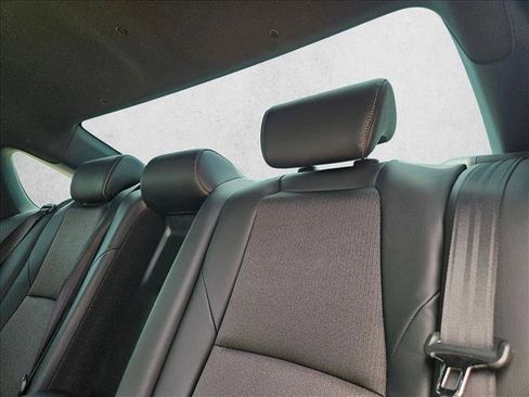 Used 2022 Honda Accord Sport image 11