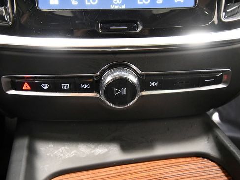 Used 2025 Volvo V60 B5 Cross Country Plus AWD/4WD image 26