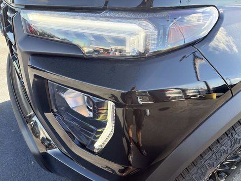 New 2026 GMC Canyon Elevation w/ Convenience Package image 9