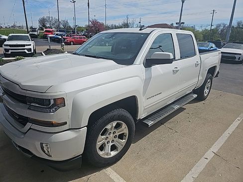Used 2018 Chevrolet Silverado 1500 LT w/ All Star Edition image 2