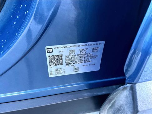 Used 2025 Chevrolet Equinox LT w/ Convenience Package II image 36