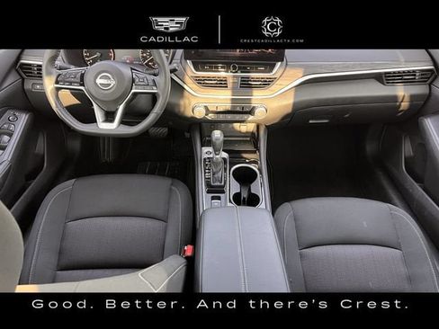 Used 2024 Nissan Altima 2.5 SV w/ SV Premium Package FWD image 9
