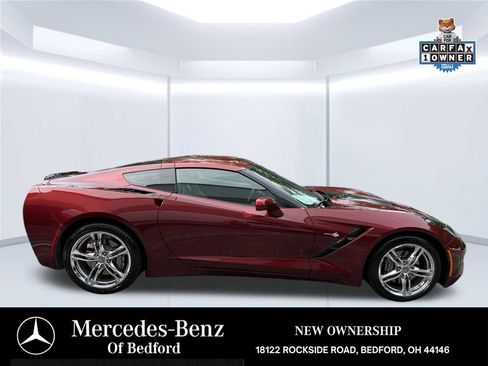 Used 2016 Chevrolet Corvette Stingray Coupe w/ 2LT Preferred Equipment Group RWD image 8