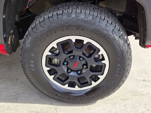 Used 2024 Toyota Tacoma TRD Off-Road AWD/4WD image 8