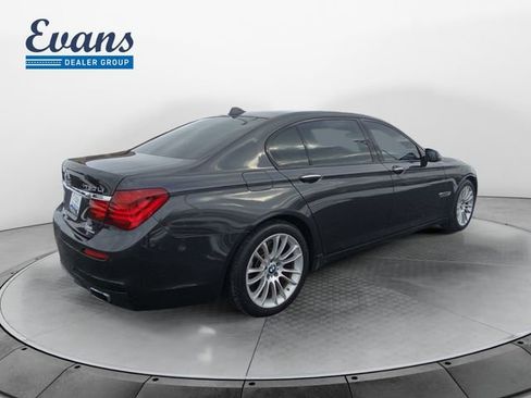 Used 2015 BMW 750Li xDrive image 7