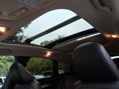 Used 2019 INFINITI QX50 Essential w/ Premium Heat Package FWD image 16