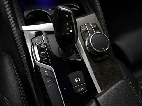 Used 2019 BMW M550i xDrive w/ Premium Package 2 image 13