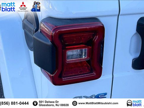 Used 2021 Jeep Wrangler Unlimited Sahara w/ Cold Weather Group image 30