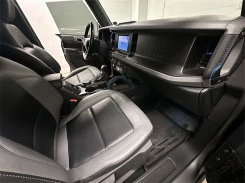 Certified 2022 Ford Bronco Black Diamond image 21