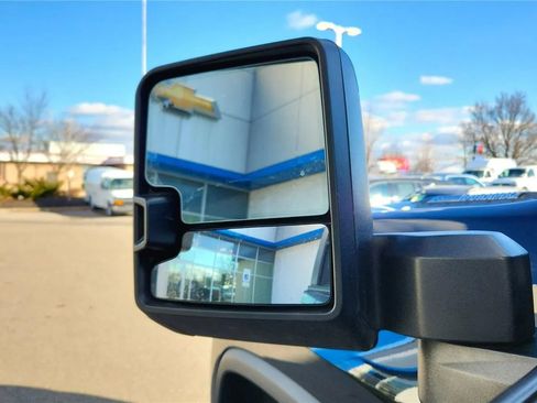 Used 2024 Chevrolet Silverado 2500 Custom w/ Custom Value Package image 25