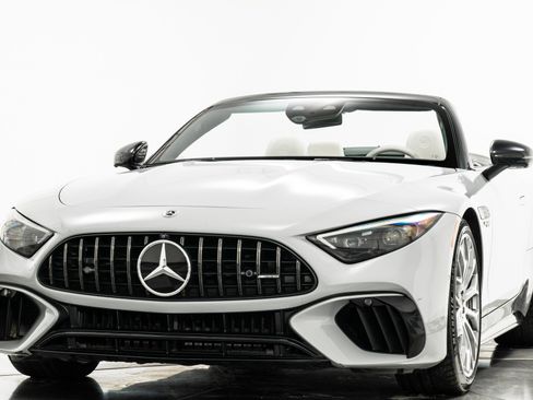 Used 2023 Mercedes-Benz SL 63 AMG AMG Roadster -Performance Line image 5