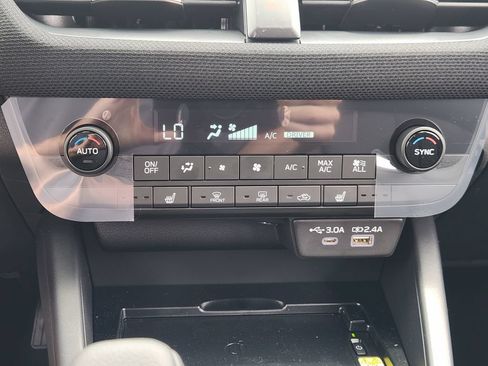New 2026 Subaru Outback Limited AWD/4WD image 16