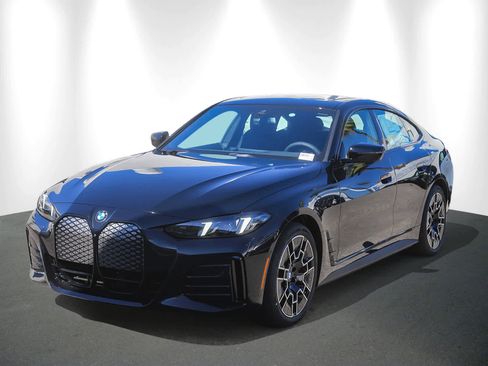 New 2026 BMW i4 eDrive40 w/ M Sport Package image 3